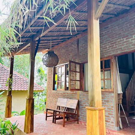 Santai House Apartment Тетебату Екстериор снимка