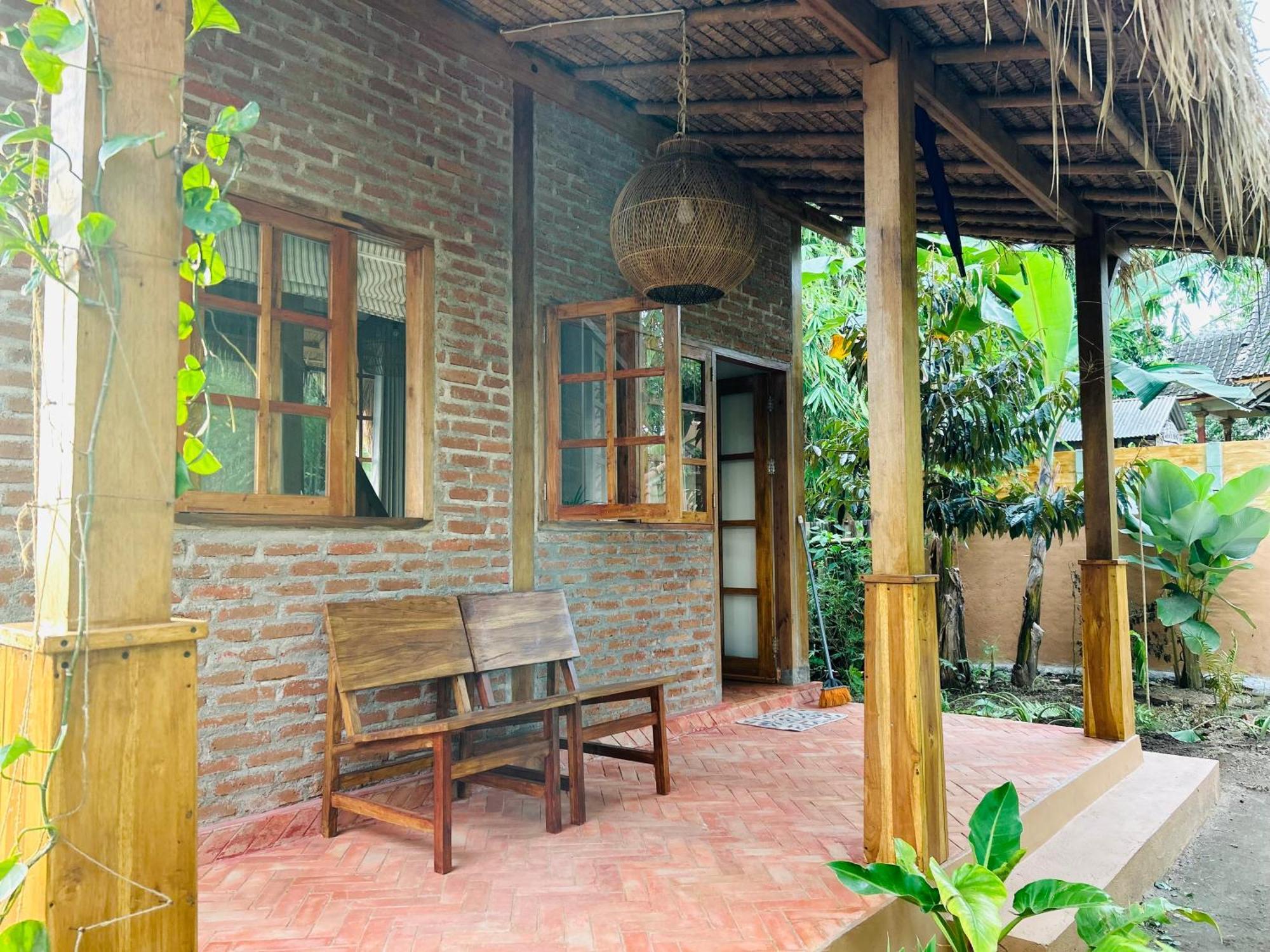 Santai House Apartment Тетебату Екстериор снимка