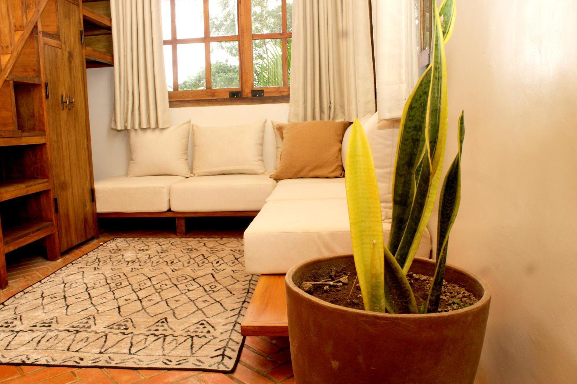 Santai House Apartment Тетебату Екстериор снимка
