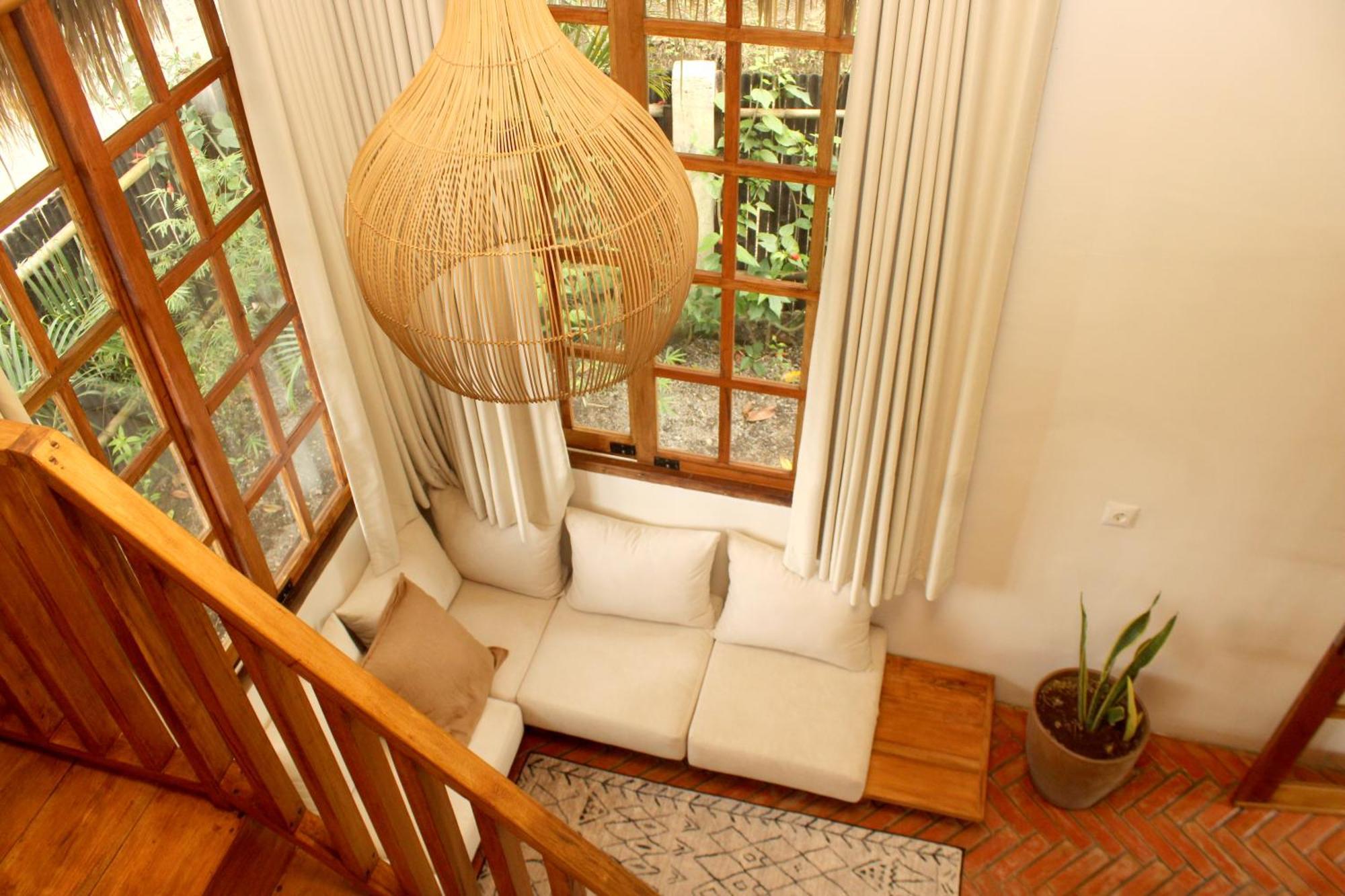 Santai House Apartment Тетебату Екстериор снимка