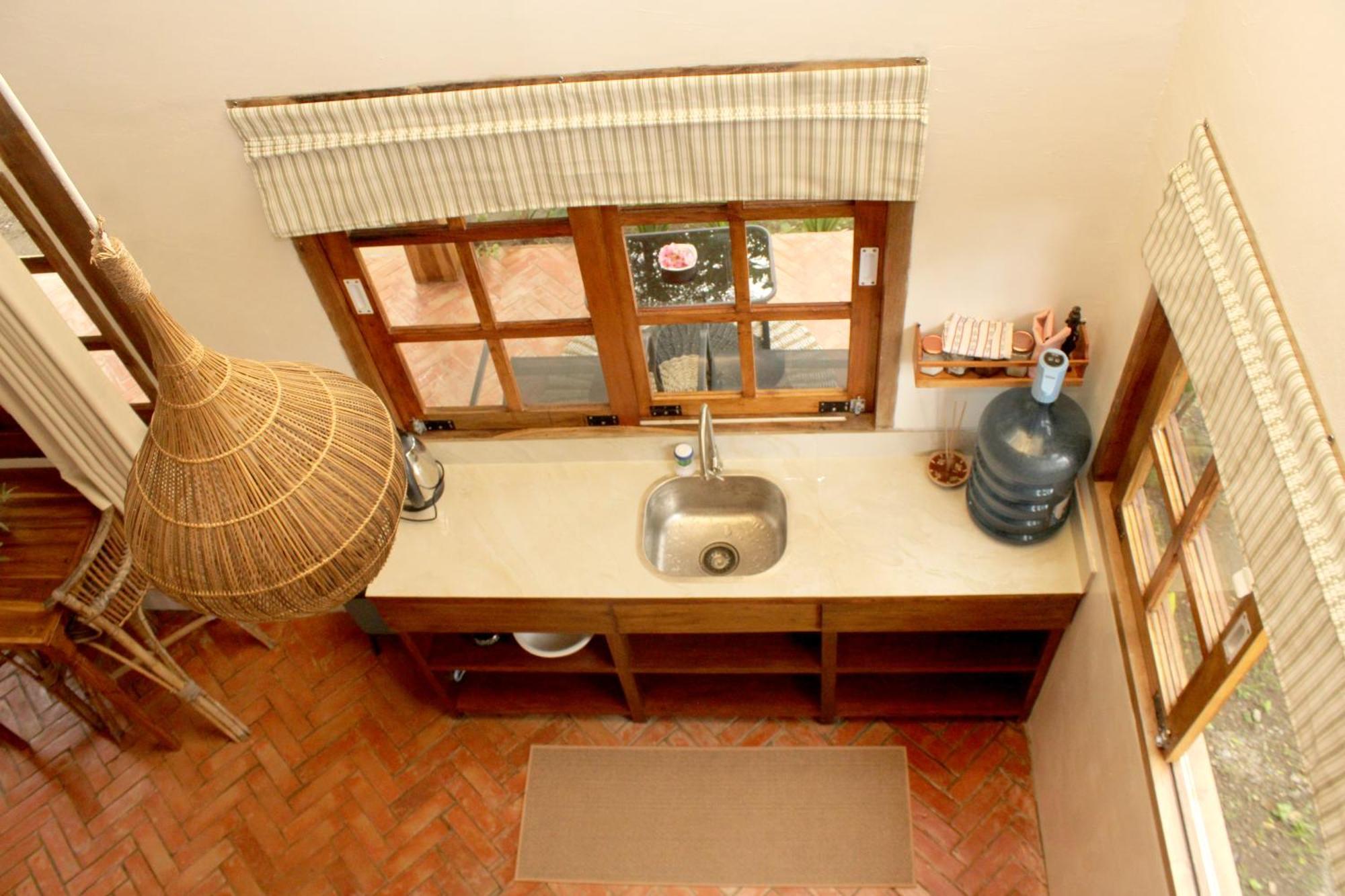 Santai House Apartment Тетебату Екстериор снимка