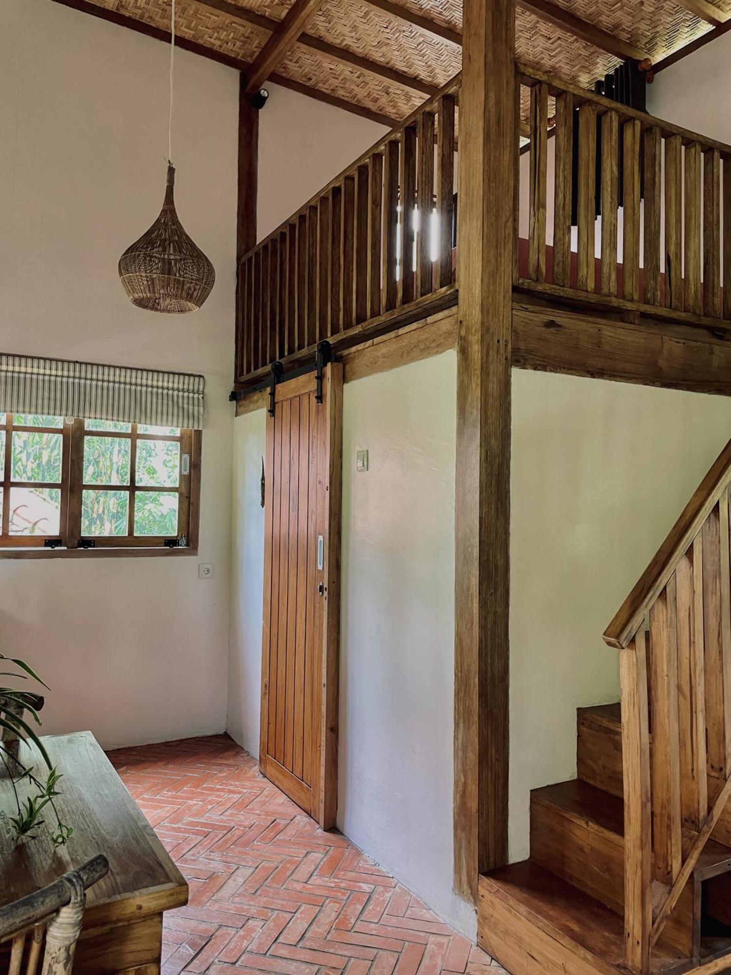 Santai House Apartment Тетебату Екстериор снимка